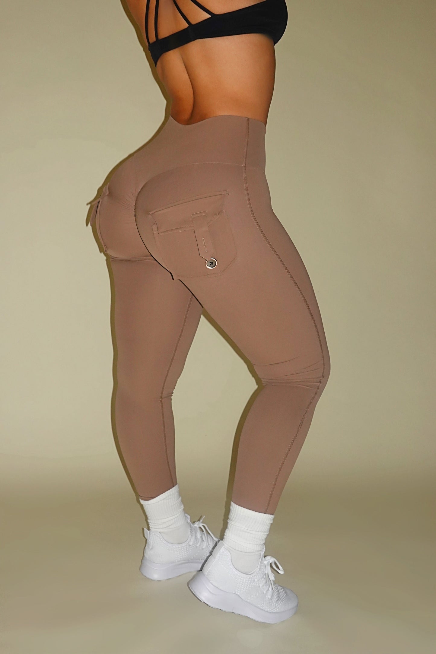 Double Pocket Butt Leggings